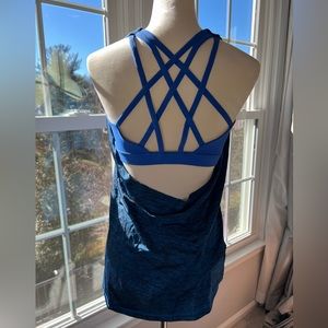 Lululemon sports bra tank size 12